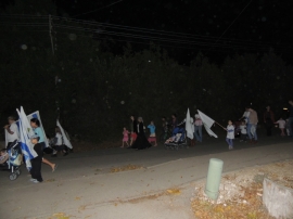 חנוכה חיבורים בני 90 נובמבר 2013 054