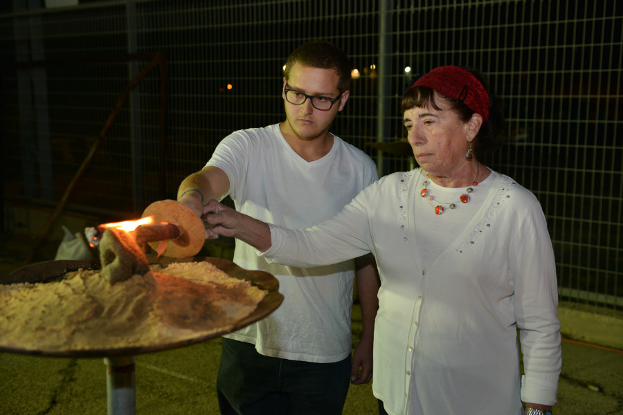 הדלקת משואה- רחל פורמן